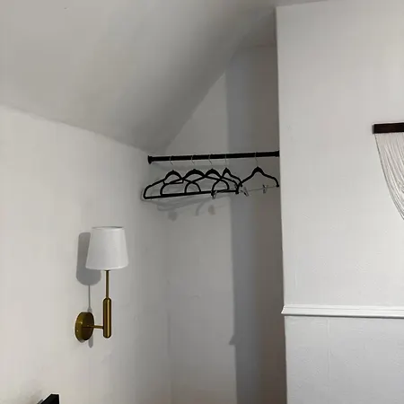 アパート 3-bedroom Next To Southmead Hospital